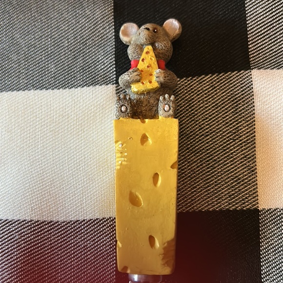 Vintage 1970’s Progressus cheese slicer/server. Perfect for charcuterie! 🧀🐭 - Picture 4 of 6